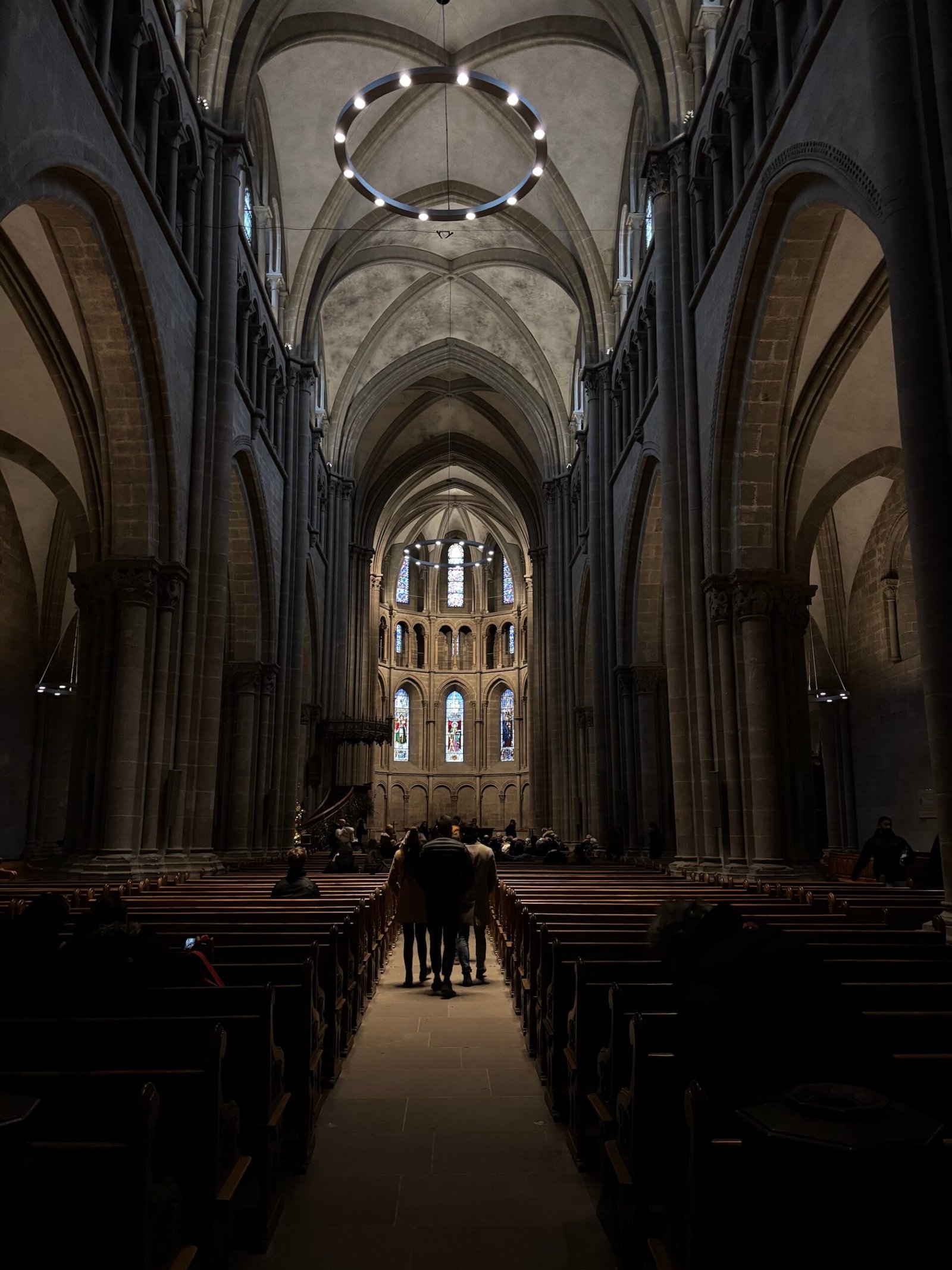 Interno della Cattedrale di Saint-Pierre a Ginevra