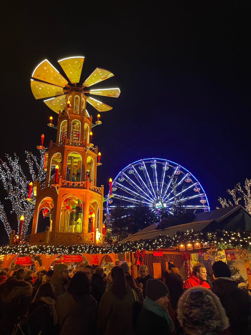 Mercatino di Natale nel centro di Lussemburgo
