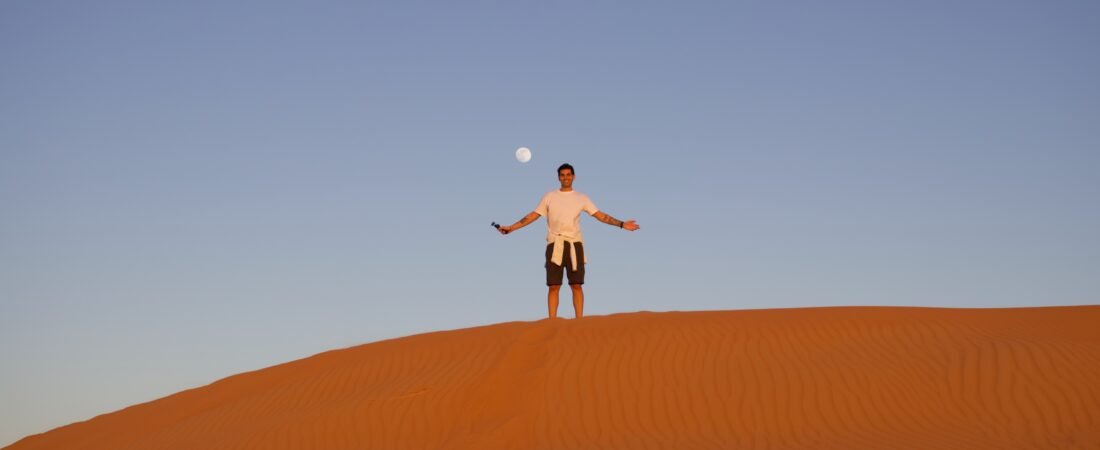 Deserto Oman Wahiba Sands: notte nel deserto tra dune e stelle